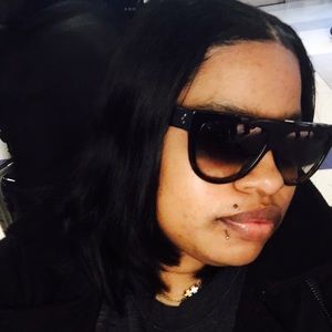 Meet your Posher, Johnson